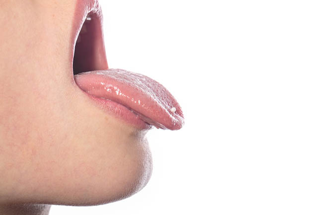  Tìm hiểu Nguyên nhân Nuốt lưỡi và Xử lý thích hợp-dsuckhoe 