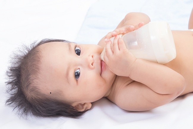 Đừng Đưa ra lựa chọn sai bình sữa cho trẻ em, đó là tiêu chí an toàn - dsuckhoe 