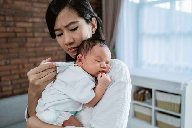  Biết các triệu chứng của bệnh nguy hiểm ở trẻ sơ sinh và cách đối phó với chúng-dsuckhoe 
