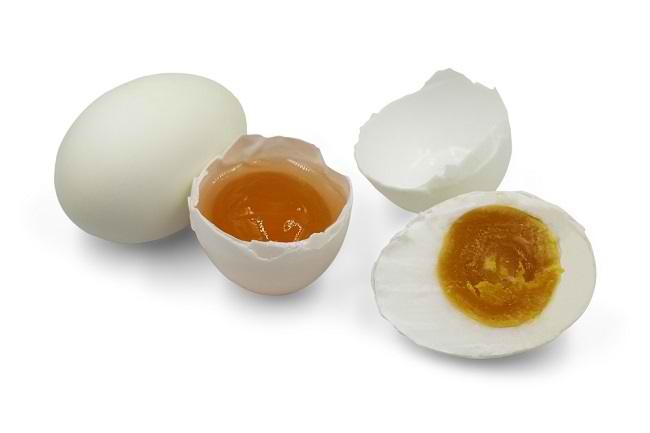 Nhiều lợi ích Lòng đỏ trứng vịt đối với cơ thể - dsuckhoe 