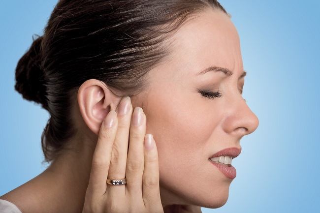  Nguyên nhân gây mụn ở tai và cách khắc phục-dsuckhoe 