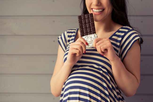  Dưới đây là 5 lợi ích của sô cô la đối với phụ nữ mang thai -dsuckhoe 