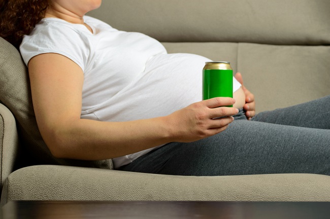  Đây là lý do tại sao nên tránh đồ uống năng lượng khi mang thai-dsuckhoe 