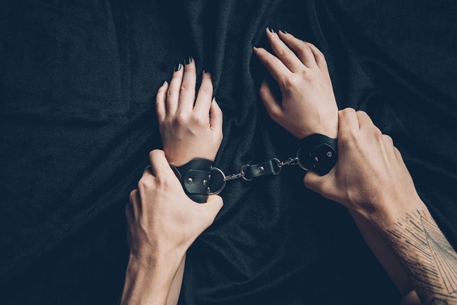 Hiểu về BDSM và Sự khác biệt của nó với Lạm dụng tình dục - dsuckhoe 
