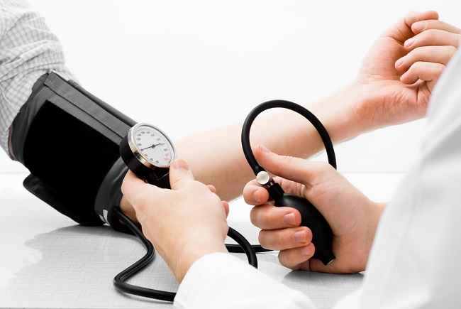  Tìm hiểu về bệnh tăng huyết áp cơ bản và cách kiểm soát nó -dsuckhoe 