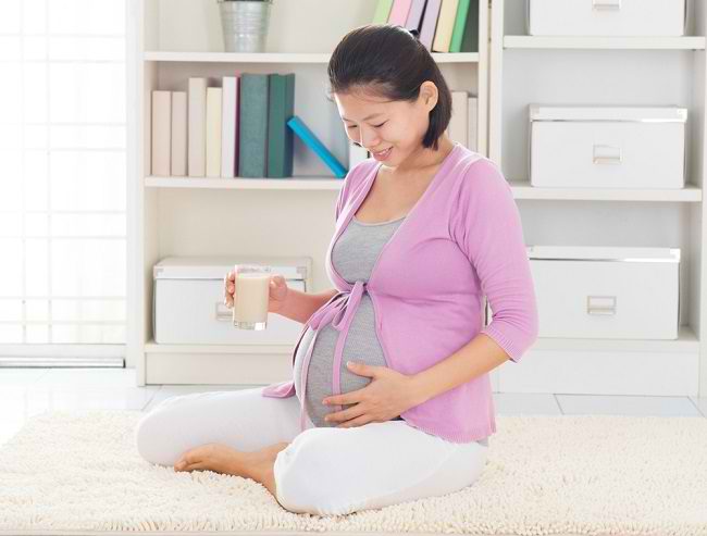  Lợi ích của sữa đậu nành đối với phụ nữ mang thai, tác dụng phụ và giới hạn tiêu thụ an toàn-dsuckhoe 