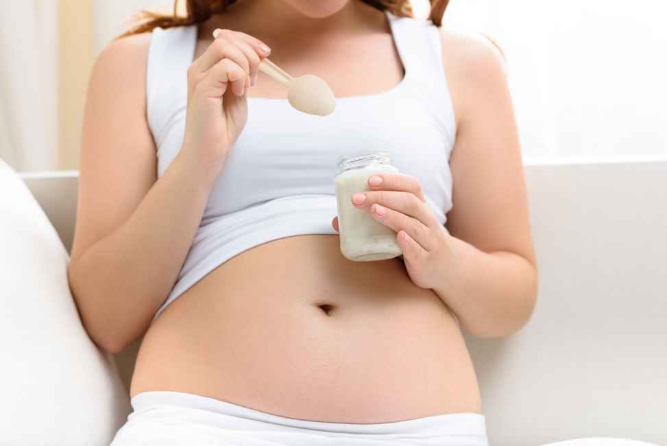Lợi ích của sữa chua đối với phụ nữ mang thai Hoa hậu - dsuckhoe 