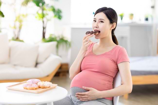  Lý do thèm ăn khi mang thai và lời khuyên để đối phó với nó-dsuckhoe 