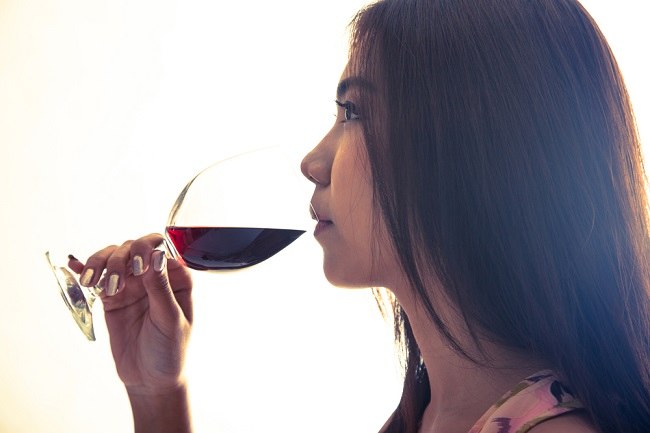  5 lợi ích rượu vang đỏ - dsuckhoe 