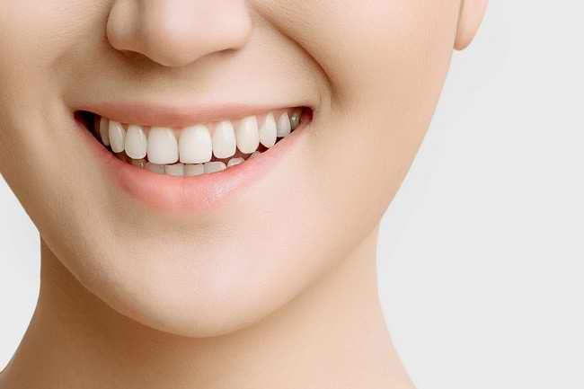  Biết 3 phương pháp làm trắng răng tự nhiên đã bị lỡ-dsuckhoe 