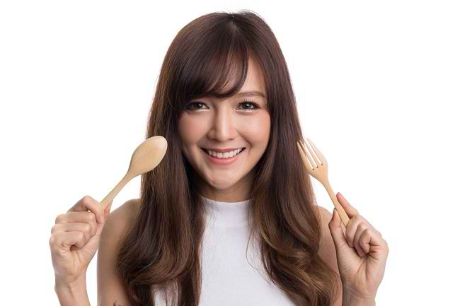  6 Lựa chọn thực phẩm để làm dài tóc nhanh và khỏe - dsuckhoe 