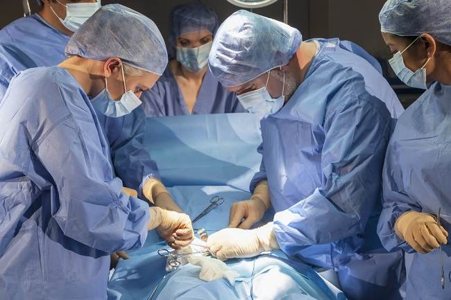  6 Điều Cần Hỏi Bác Sĩ Phẫu Thuật Trước Khi Phẫu Thuật-dsuckhoe 