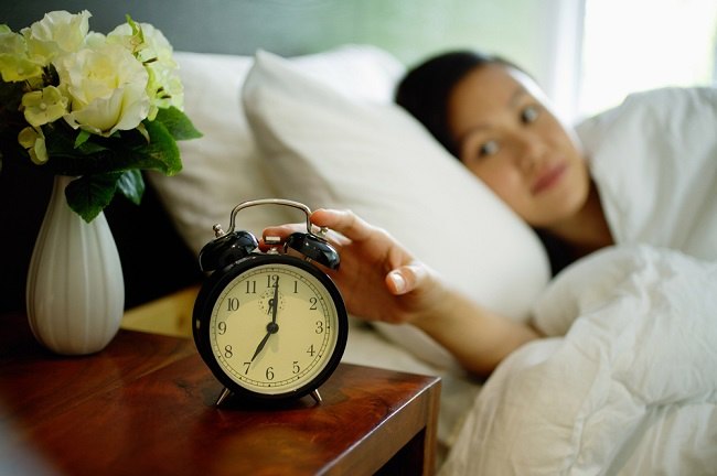  Đáp ứng thời gian ngủ lý tưởng cho sức khỏe-dsuckhoe 