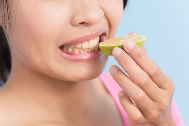  Nguyên nhân thực phẩm và đồ uống Răng xốp và cách ngăn ngừa chúng- dsuckhoe 